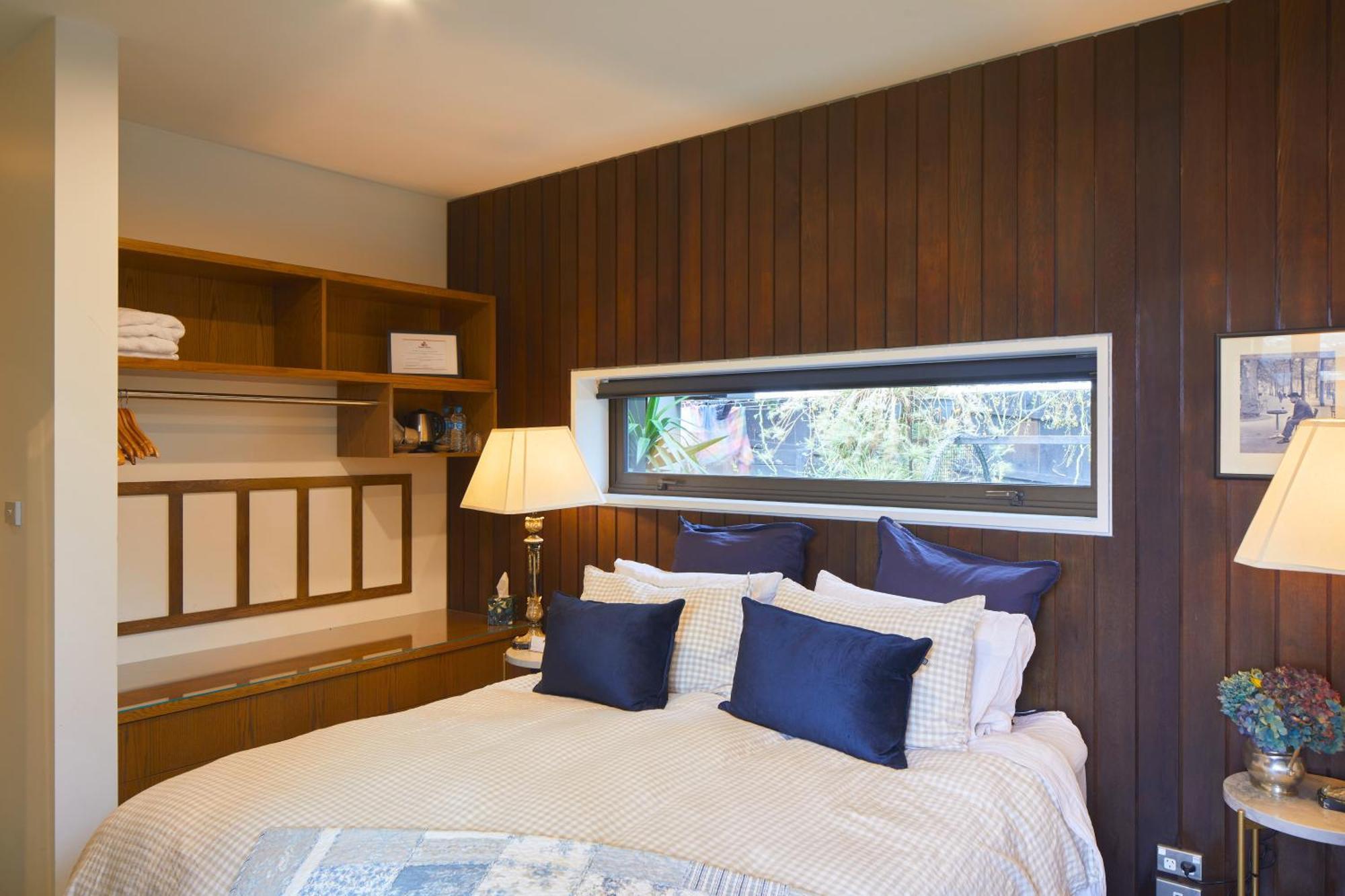 アカロア Newton Heights Bed & Breakfast エクステリア 写真